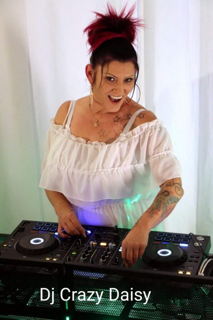 Dj Crazy Daisy Szczecin, Usługi Muzyczne Hamburg, Chcesz Zorganizować Uroczystość ?, Wesele, Poprawiny, Dożynki, Jubileusz, Sylwestra. 3